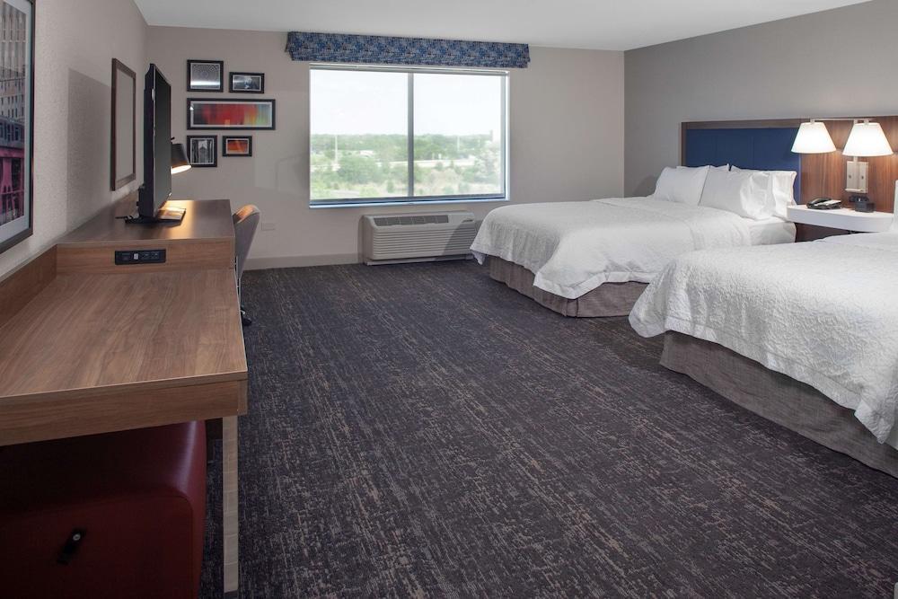 Hotel Hampton & Chicago-burr Ridge